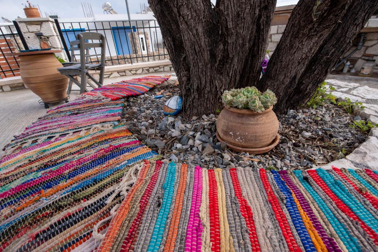 Searock Stegna Villa Archangelos  Luaran gambar