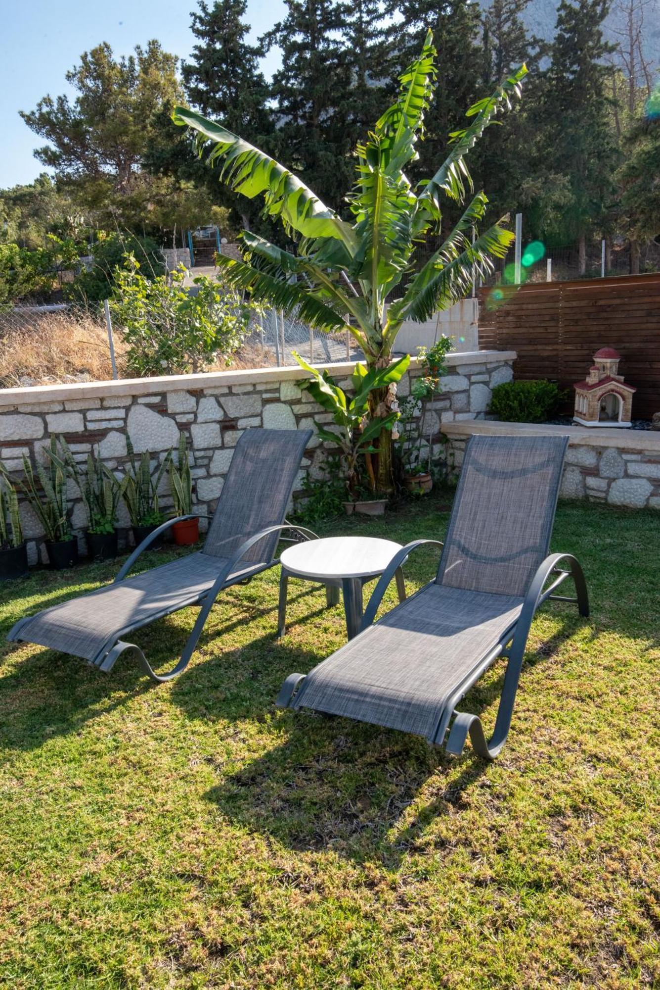 Searock Stegna Villa Archangelos  Luaran gambar